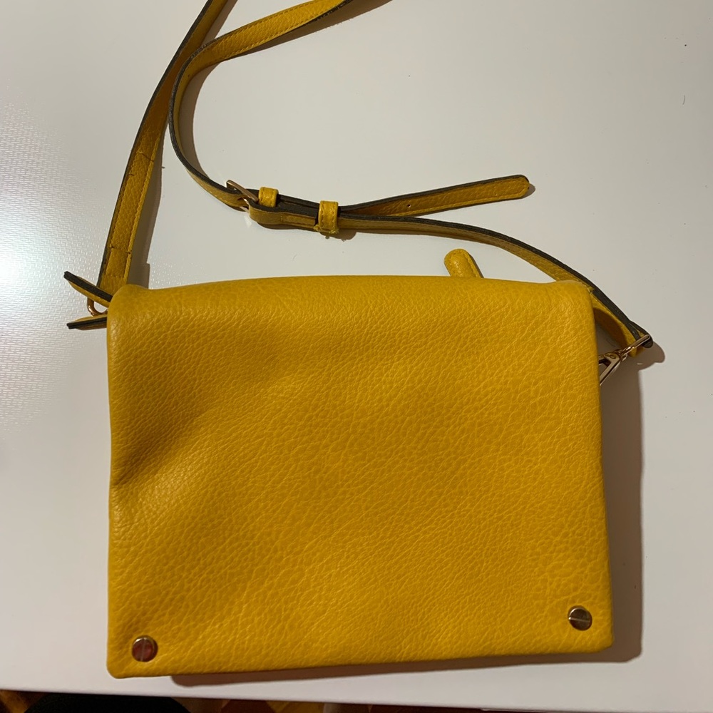Street Level gold shoulder strap hand bag